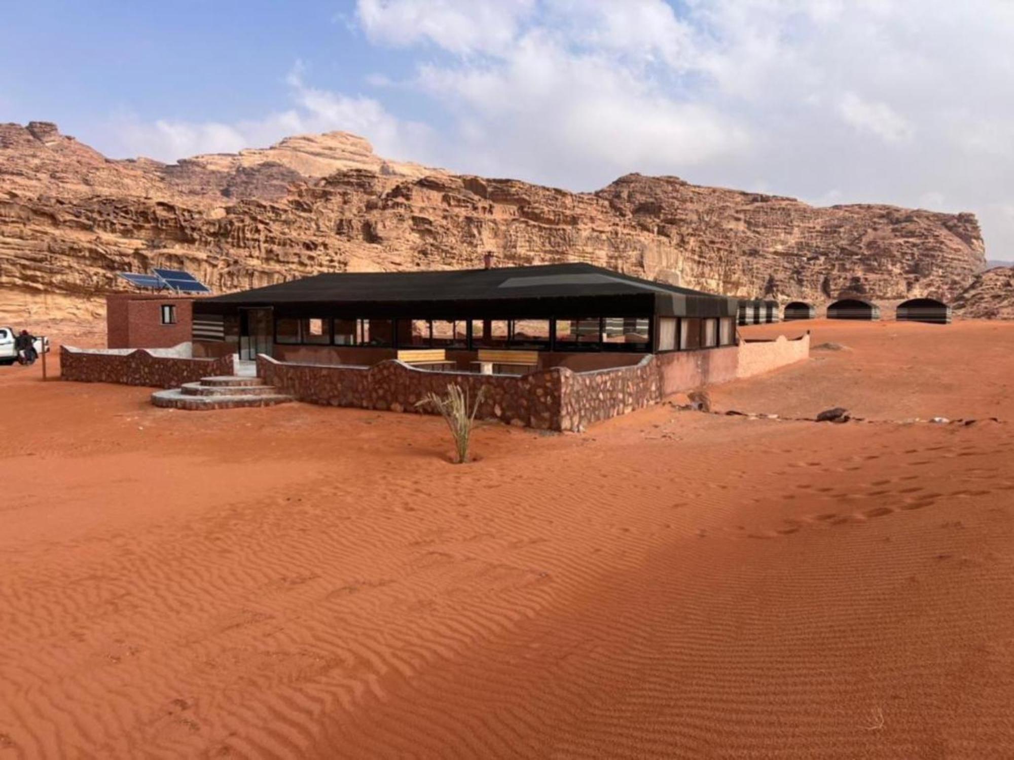 Wadi Rum Desert Adventures Luaran gambar